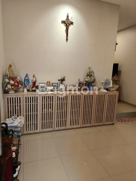 image RUMAH 3 LANTAI DURI KEPA (1)