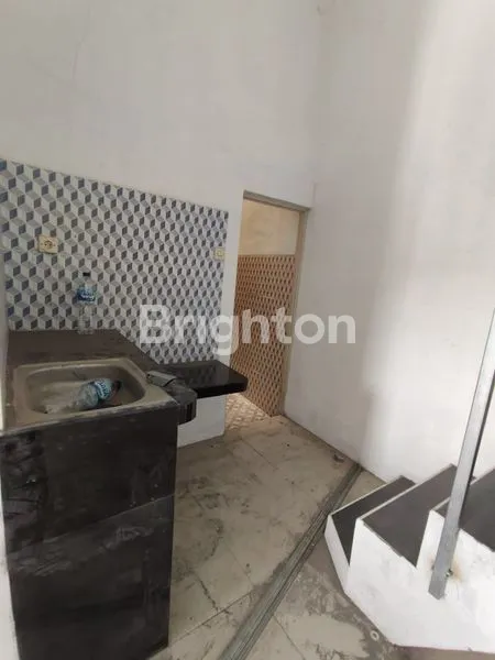 image RUMAH BARU 2 LANTAI SIAP HUNI MEDAYU SURABAYA TIMUR (5)