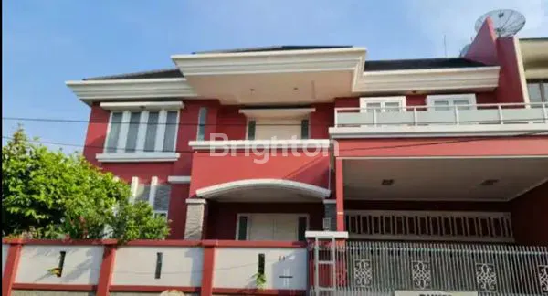 image JUAL CEPAT RUMAH MEWAH 3 LANTAI DI GREEN VILLE JAKARTA BARAT (2)