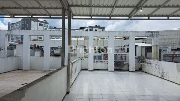 image RUKO  3 LANTAI ADA ROOFTOP FULL FURNISH BSB (6)