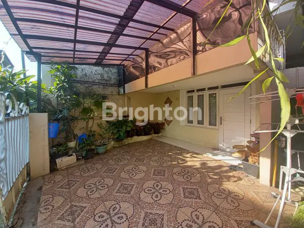 RUMAH SELANGKAH KE STASIUN BOGOR