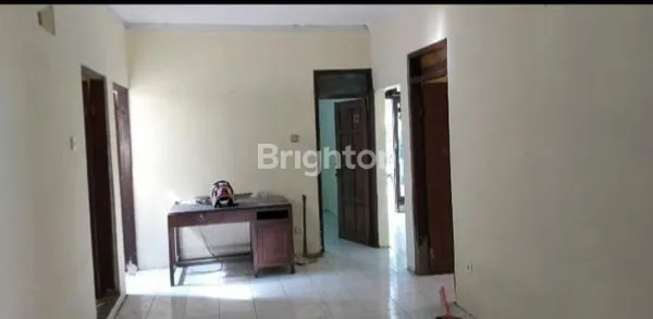 image RUMAH DI SEMARANG BARAT SIAP MENCARI PENGHUNI BARU (2)