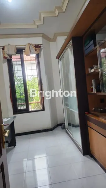 image 2 LANTAI TERAWAT FURNISH DKT SUTOREJO PRIMA INDAH,WISMA PERMAI BARAT,MANYAR KERTOARJO,MANYAR KERTOADI,DHARMAHUSADA MAS,DHARMAHUSADA INDAH,BABATAN PANTAI UTARA,WISMA MUKTI,KLAMPIS ANOM,KLAMPIS INDAH,KERTAJAYA INDAH TIMUR,SAN DIEGO,SAN ANTONIO,LONG BEACH (8)