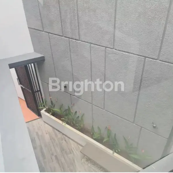 image RUMAH SIAP HUNI 2 LANTAI - CLUSTER PARIGI (8)