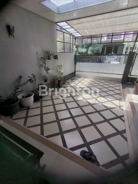 image JUAL RUMAH STRATEGIS DI DALAM KLUSTER YANG TENANG DAN NYAMAN (1)