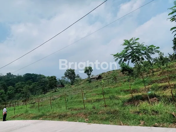 KAVLING TANAH CEMPOKO LIMO, PACET, MOJOKERTO, PINGGIR JALAN BESAR COR BISA DI LEWATI 2 MOBIL BERPAPASAN, TANAH SEBERANG SUDAH DI BANGUN KAFE, COCOK DI BANGUN VILLA, HOTEL, KEBUN, PERTANIAN, CAFE, RESTORAN DLL