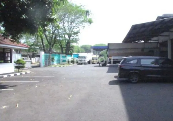 image *TANAH, KANTOR & GUDANG DI SURABAYA TIMUR, SANGAT STRATEGIS (SEMI FURNISHED)* (3)