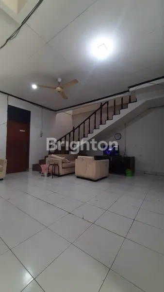 image RUMAH 2LANTAI DI JATI MAKMUR (5)