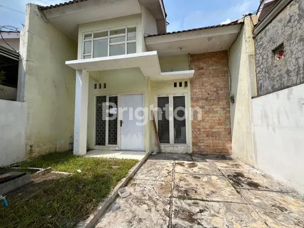 image DIJUAL CEPAT RUMAH DI TAMAN WISATA REGENCY GRESIK  (1)