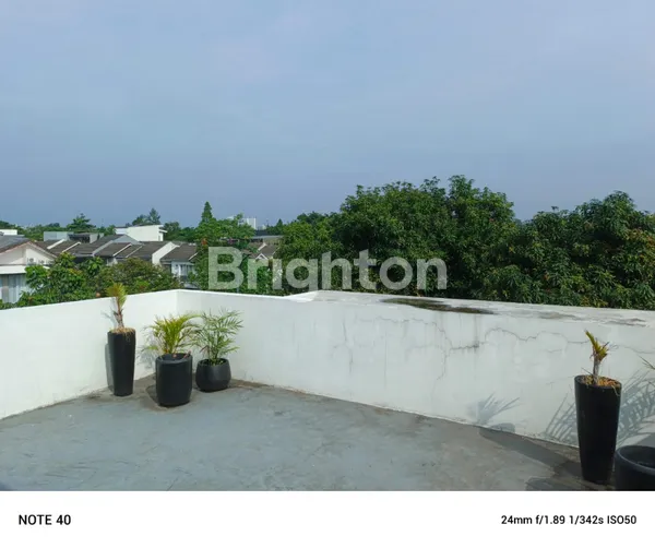 image RUMAH 3 LANTAI FULL FURNISHED DENGAN ROOFTOP DI NEO CATALONIA BSD (6)