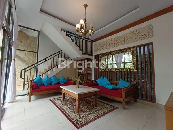 image GORGEOUS GREEN VILLA IN THE CENTER OF KEROBOKAN CLOSE TO UMALAS (3)
