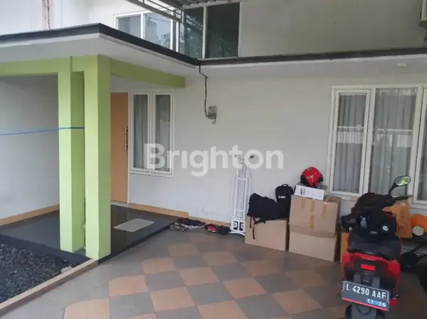 image RUMAH GAYUNGSARI DEKAT SEKOLAH, DEKAT MASJID BESAR MASJID AGUNG SURABAYA, DEKAT MALL 	 (2)