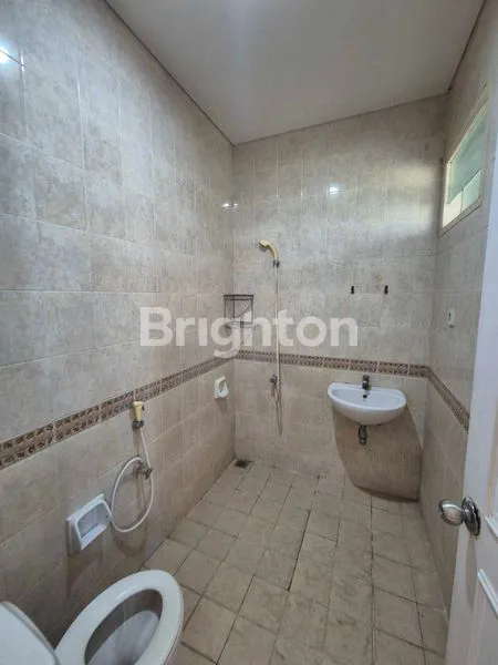 image RUMAH LAGUNA REGENCY PAKUWON CITY SURABAYA TIMUR (5)