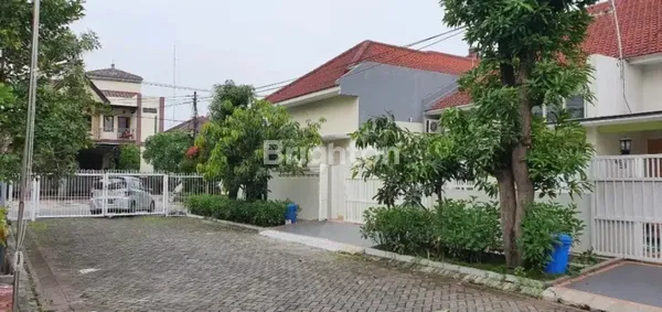 image  RUMAH GAYUNGSARI DEKAT SEKOLAH, DEKAT MASJID BESAR MASJID AGUNG SURABAYA, DEKAT MALL 	 (3)