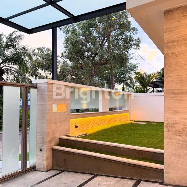 image DIAN ISTANA SUPER MEWAH BARU RENOV SELANGKAH KE GRAHA FAMILY SURABAYA BARAT (1)