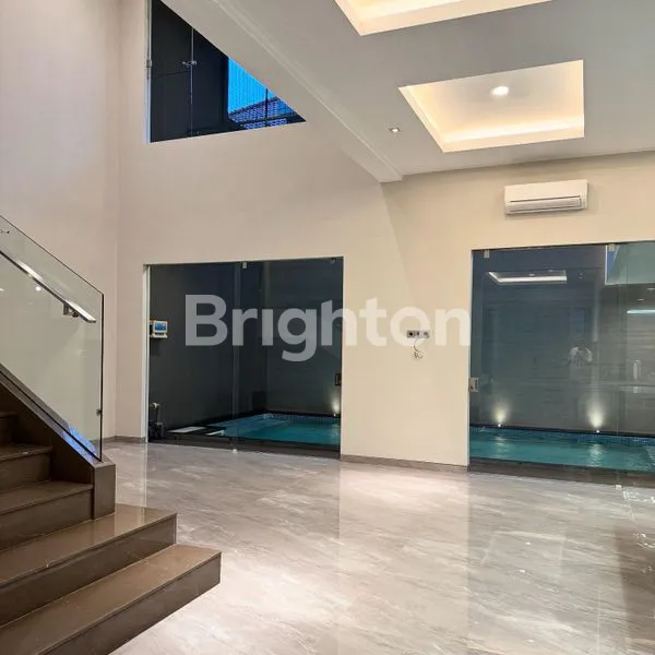 image DIAN ISTANA SUPER MEWAH BARU RENOV SELANGKAH KE GRAHA FAMILY SURABAYA BARAT (2)