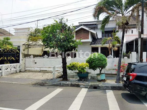 image DIJUAL RUMAH STRATEGIS JAKARTA TIMUR (1)