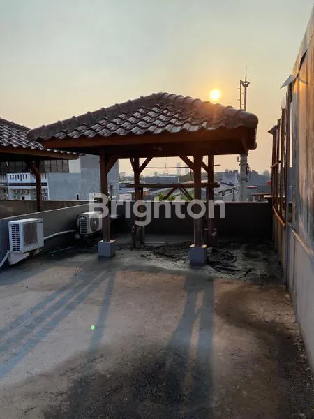 image RUKO 4 LANTAI TERMASUK BASEMENT DI SENTRA BISNIS TANJUNG DUREN (7)