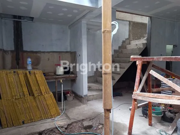 image RUMAH ELITE DI KAYU PUTIH DP 700 JUTAAN (7)