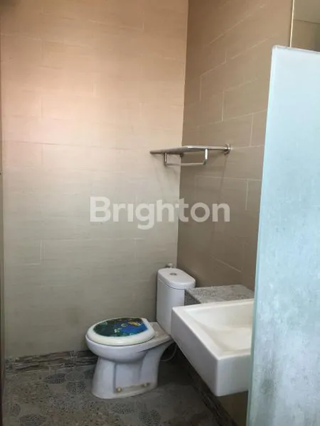 image RUMAH CANTIK DI TUKAD BADUNG ONE GATE SYSTEM.DEKAT LAPANGAN RENON.RUMAH SAKIT BROS.SEKOLAH REGEN,SANTOSA,STELLAMUNDI DAN UNIVERSITAS UDAYANA ATAU UNUD.. (6)