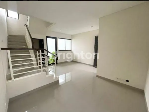 image RUMAH 2 LANTAI JAKARTA GARDEN CITY CAKUNG (4)