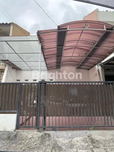 image RUMAH CANTIK DI KAWASAN STRATEGIS JAKARTA SELATAN (1)