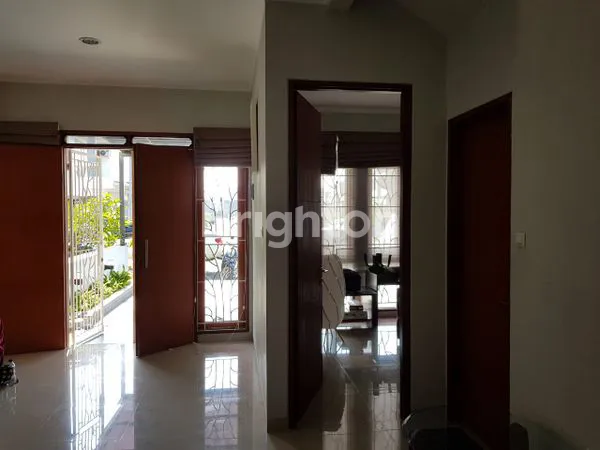image JUAL CEPAT RUMAH SIAP HUNI DI CHERRY FIELD,ONE GATE SISTEM,AMAN N TENANG (2)