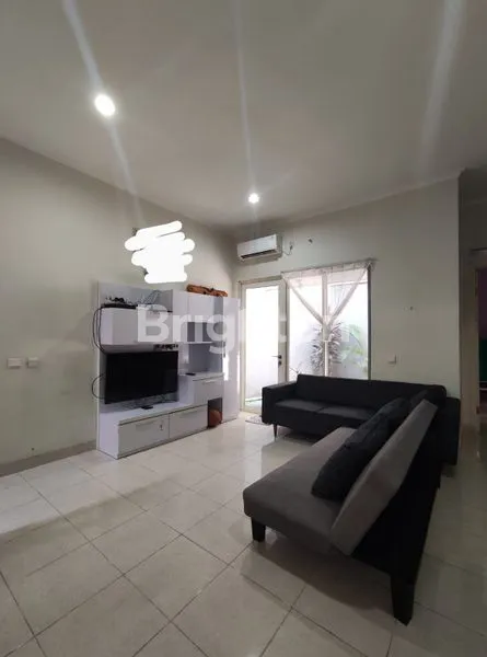 image RUMAH RAPI SIAP HUNI THE SPRING CANARY GADING SERPONG (5)