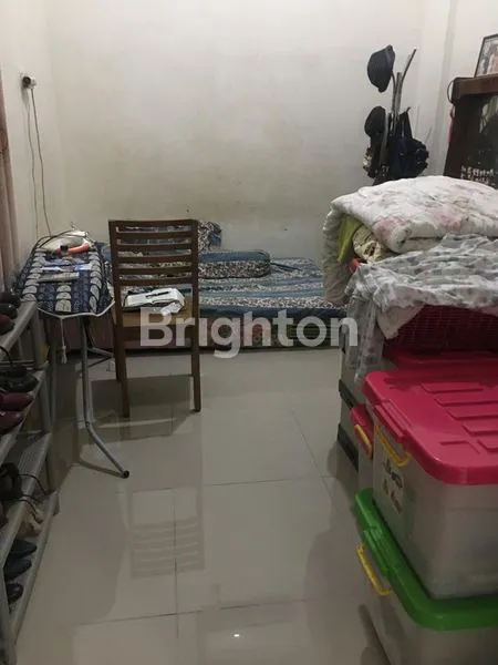 image RUMAH TINGGI  3,5 LANTAI, STRATEGIS PINGGIR JALAN, MANGGA , DURI KEPA, JAKARTA BARAT (7)