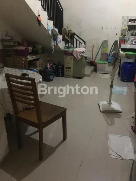 image RUMAH TINGGI  3,5 LANTAI, STRATEGIS PINGGIR JALAN, MANGGA , DURI KEPA, JAKARTA BARAT (4)