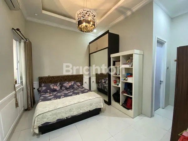 image RUMAH DI PERUMAHAN SEKARDANGAN (5)