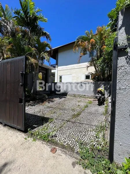 image VILLA DI UNGASAN 2 LANTAI DESAIN MODEREN FULLY FURNISH (6)