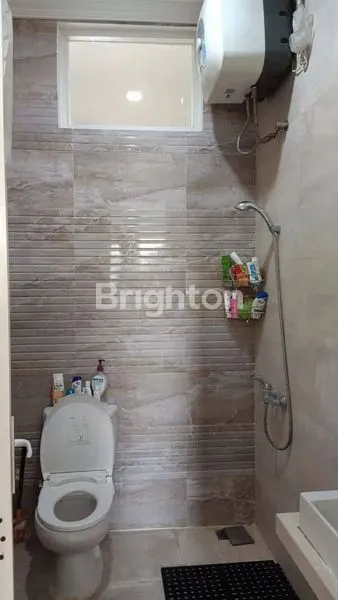 image RUMAH DI SIMPANG DARMO REGENCY JL SAMBISARI INDAH (5)