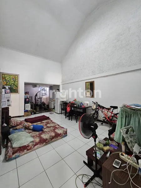 image DIJUAL RUMAH 2KAMAR PLONG DI KELAPA GADING (2)