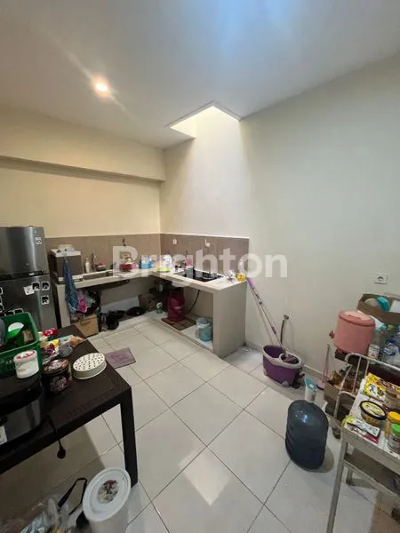 image RUMAH DI BABATAN PRATAMA  (7)