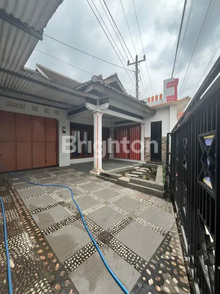 image RUMAH STRATEGIS PINGGIR JALAN AKSES MUDAH (5)