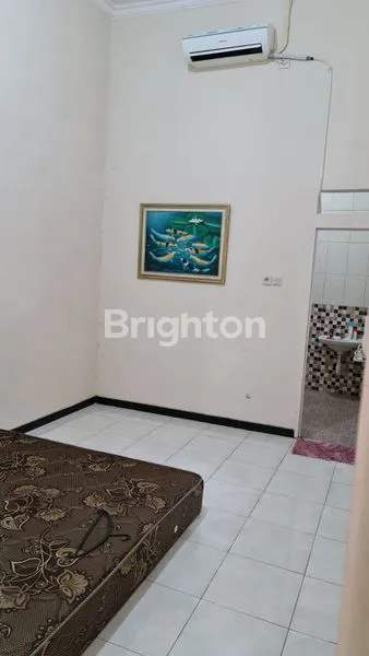 image RUMAH BAGUS 1.5  LANTAI, SIAP DITEMPATI, SEMI FURNISH, SUDAH TINGGI DARI ROW JALAN (7)