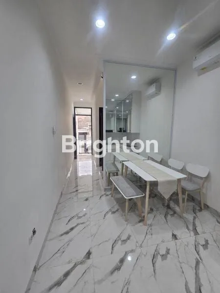 image RUMAH BARU  CANTIK 3 LANTAI TAMAN RATU JAKBAR BEBAS BANJIR (3)