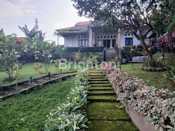 image RUMAH VILLA LUAS DI KARYA WISATA (1)