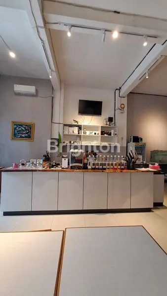 image RUKO 3 LANTAI SUDAH ADA USAHA CAFE (4)