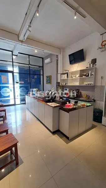 image RUKO 3 LANTAI SUDAH ADA USAHA CAFE (5)