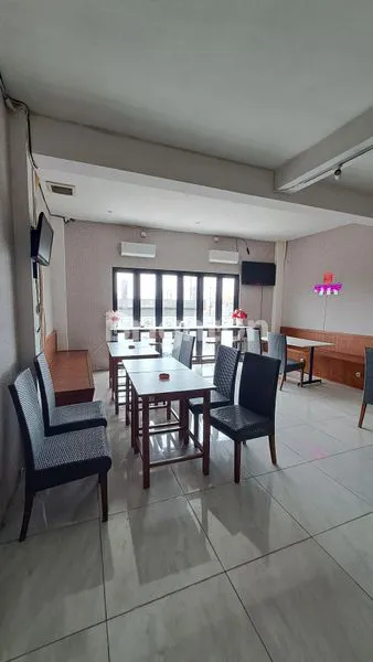 image RUKO 3 LANTAI SUDAH ADA USAHA CAFE (7)