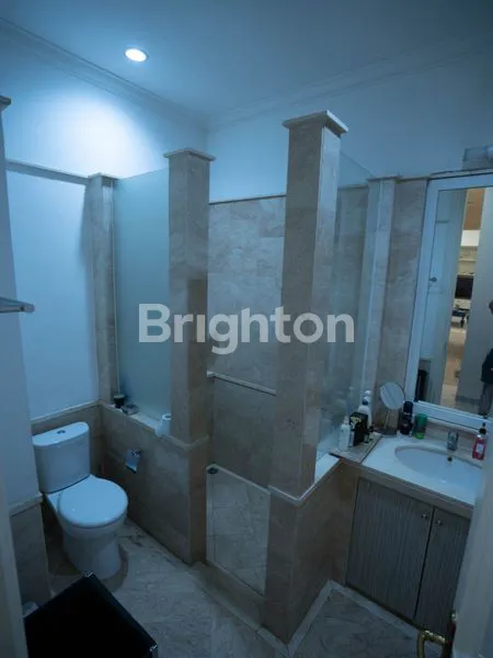 image RUMAH ELEGAN KEMANG DALAM JAKARTA SELATAN (8)