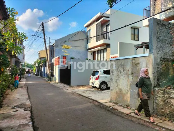 image RUMAH BARU MURAH DI BINTARO 9 (6)