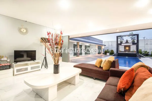 image VILLA 69 LUXURY BIG NEW LARGE SWIMMING POOL WIDE HIGHWAY ACCESS LOCATION SANUR SOUTH DENPASAR (7)