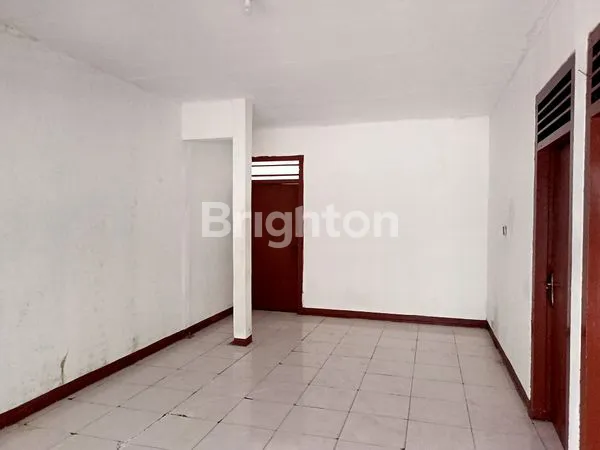 image RUMAH 2 LANTAI NYAMAN STRATEGIS BEBAS BANJIR, DURI KEPA JAKARTA BARAT (4)