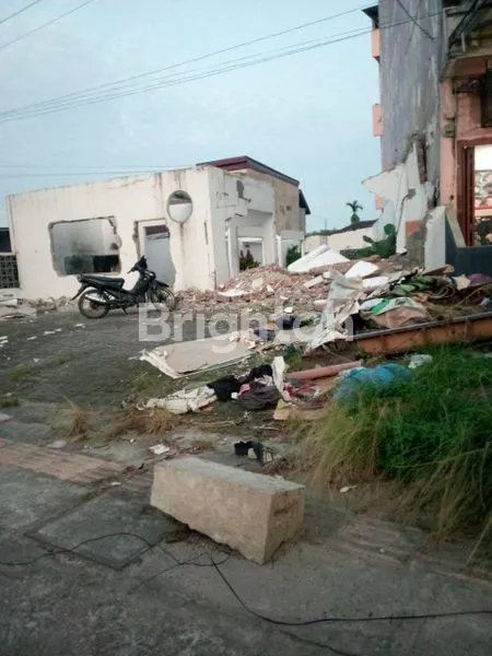 image DENGAN UKURAN YANG LUAS MEMBUAT TANAH DI PINGGIR JALAN UTAMA INI SANGAT MENGUNTUNGKAN UNTUK DILIRIK KARENA BERADA DI KAWASAN ELITE SETIABUDI (3)