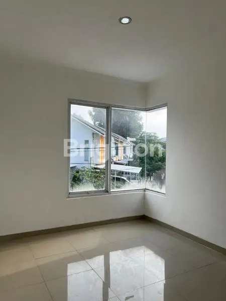 image RUMAH SERPONG PARK UNFURNISHED (4)