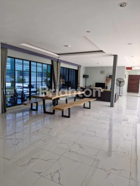 image BANGUNAN LUAS 1 LANTAI DI BYPASS SANUR (2)