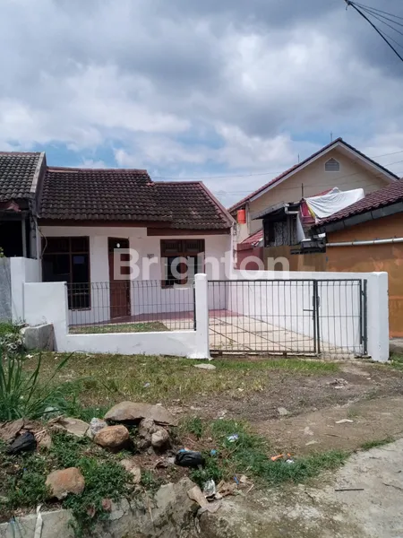RUMAH NYAMAN MINIMALIS DI KAWASAN STRATEGIS TENGAH KOTA BOGOR